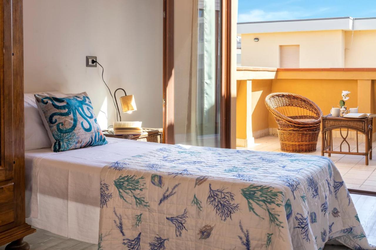 Lungomare Garibaldi - Attico A Due Passi Dal Mare Apartment Alghero Luaran gambar